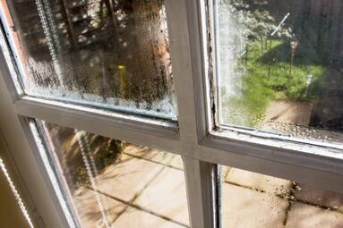 Double pane windows with condensation Double pane windows with condensation